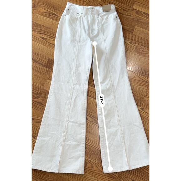 Madewell white high rise Baggy Flare Jeans size 26/US Small - Picture 2 of 13
